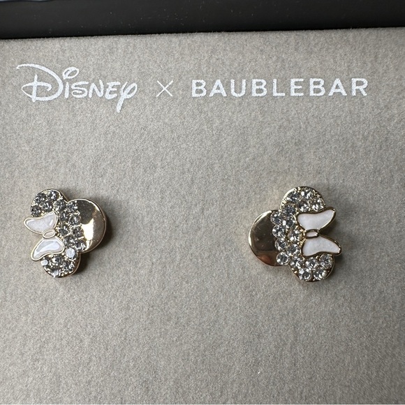 New in Box - Disney X BAUBLEBAR Minnie Mouse Gold Pave Stud Earrings - Picture 7 of 9